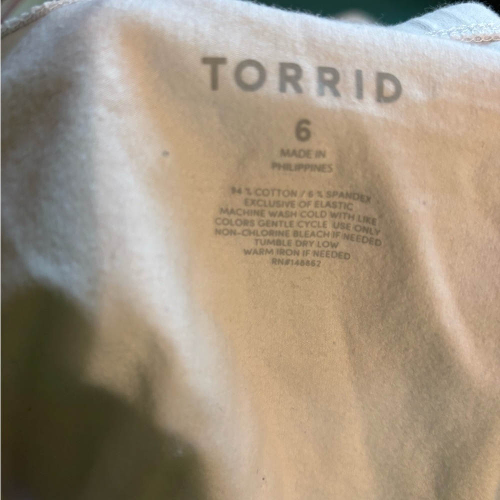 Torrid Foxy Ruched Tube Top - Picture 7 of 7